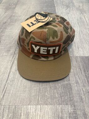NWT YETI Brown Camo Trucker Hat Snapback Mesh Back Built for the Wild